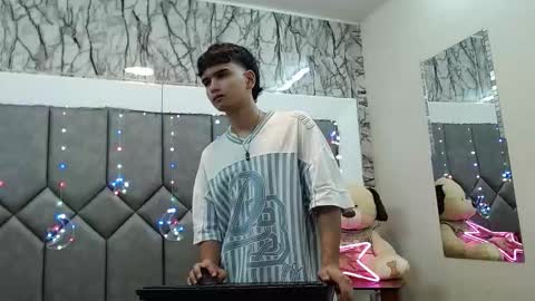 Steve Hotman  online show from March 29, 1:24 pm