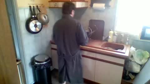 stevefromfrance online show from December 3, 9:06 am