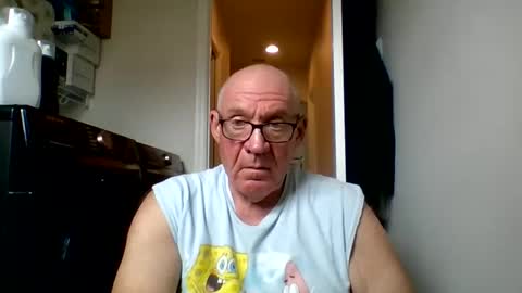 stevejons47 online show from April 2, 4:03 pm