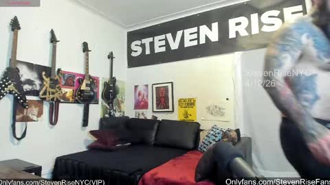 StevenRiseNYC online show from April 12, 11:09 pm