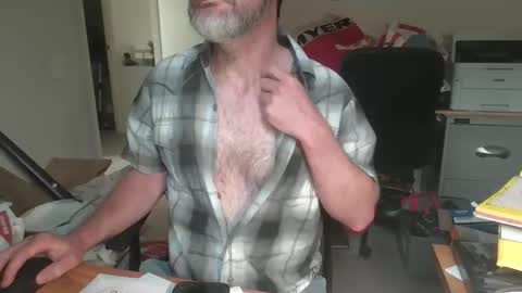 SteveTheTigerr online show from December 15, 1:01 am