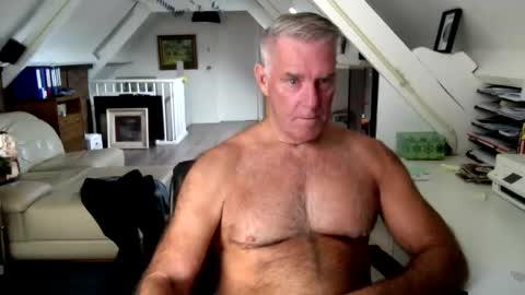 stevetwo online show from November 10, 12:41 pm