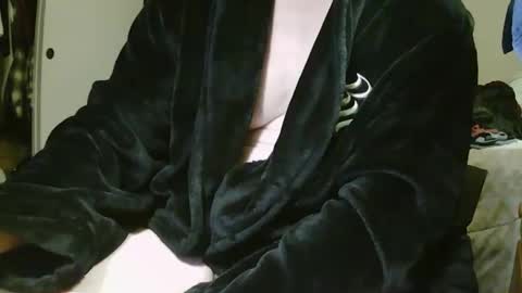 Chillguy online show from May 4, 5:14 am