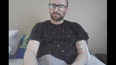 stickywhiteslime online show from May 18, 8:04 pm