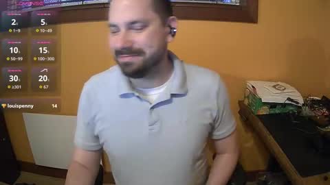 Snapshot of stiggur chatting on October 22, 11:12 am Jay online show from October 22, 11:12 am