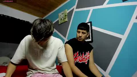 Stiven  online show from June 25, 2:19 am