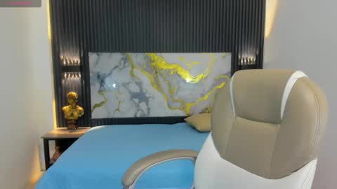 Stiwen online show from October 21, 3:38 pm