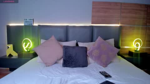 Snapshot of stone_lee_ chatting on October 11, 11:48 am Stone Lee online show from October 11, 11:48 am