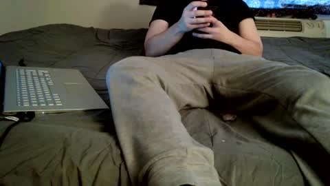 Snapshot of stonedandlovingit chatting on January 29, 6:18 pm stonedandlovingit online show from January 29, 6:18 pm