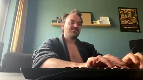 Stonerboner online show from April 14, 8:06 am