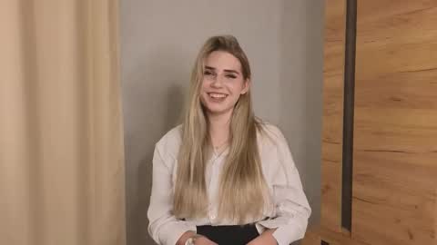 Luna online show from November 17, 5:04 pm