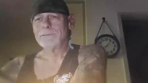 Snapshot of stormynorm14 chatting on October 19, 12:04 am stormynorm14 online show from October 19, 12:04 am