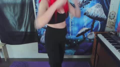 Stormythunder online show from November 17, 7:05 pm