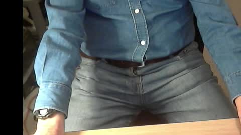 Dave online show from April 26, 8:39 pm