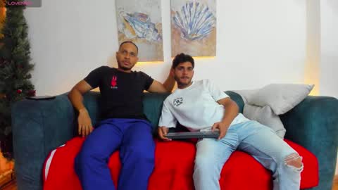 straight__friends online show from February 19, 7:57 pm