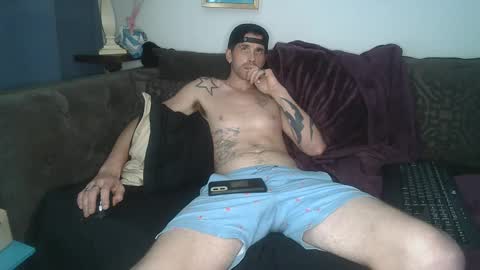 straitpipermann22 online show from September 15, 10:33 pm