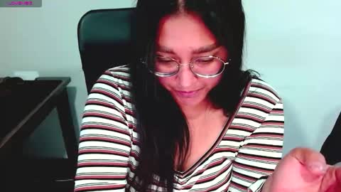 strawlux online show from February 21, 2:25 am