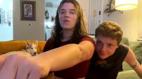 StringsNCurves online show from March 11, 1:26 am