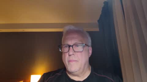 Snapshot of strkgforyou chatting on October 27, 6:30 pm Stroking For You online show from October 27, 6:30 pm