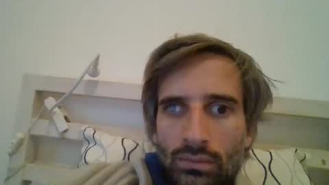 stroke1 online show from January 9, 7:36 am