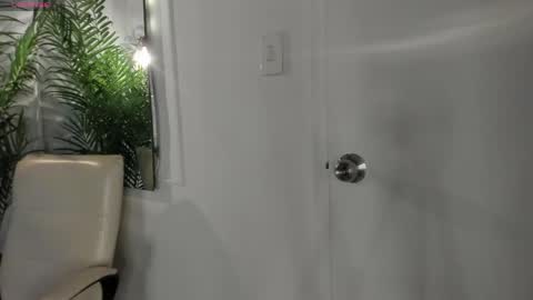 Alexa   online show from April 13, 11:03 am