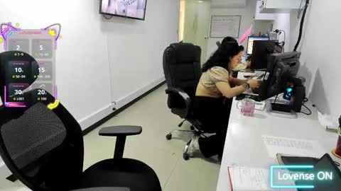 studcb_ online show from September 12, 8:55 pm