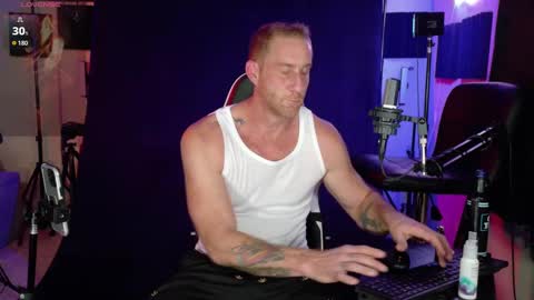 Ryan Long online show from October 13, 1:51 am