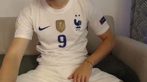 Stud From Paris online show from June 21, 12:00 pm