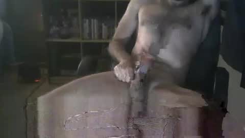 studmuffin9133 online show from December 21, 7:09 pm