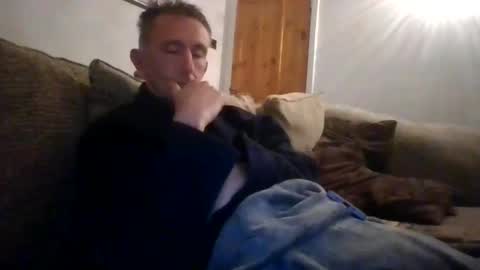 stuuuey73 online show from April 28, 10:14 pm