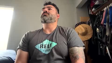 suavecito67 online show from December 14, 6:03 pm