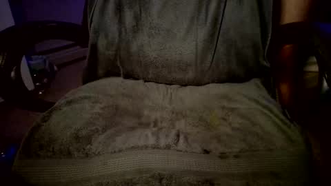 subbiguy00 online show from November 8, 8:50 am