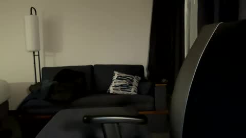 subbrian online show from February 9, 6:22 am