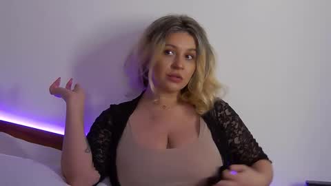 Carla online show from September 19, 7:56 am