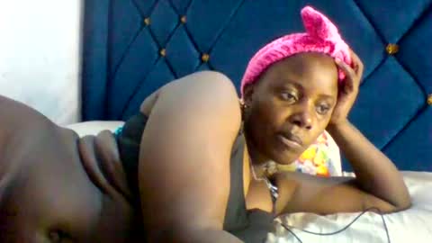 submissive_slut001 online show from November 22, 12:03 pm