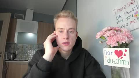 Snapshot of successful_kevin chatting on October 12, 4:43 pm Kevin online show from October 12, 4:43 pm