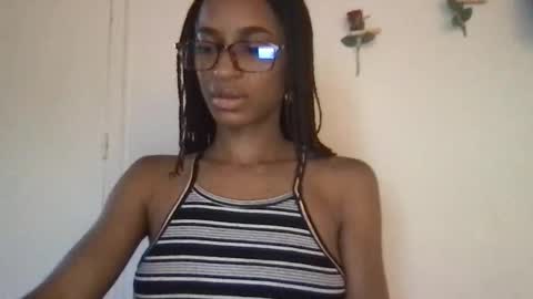 Succubus Sirena online show from May 30, 7:01 pm