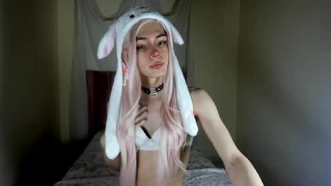 sue online show from May 6, 9:26 am