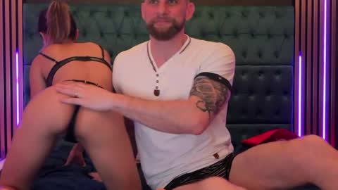 SugarAndManu online show from April 9, 7:19 pm