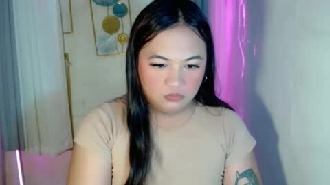 belle online show from May 12, 4:49 pm