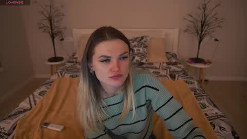 Kate online show from December 3, 6:47 am