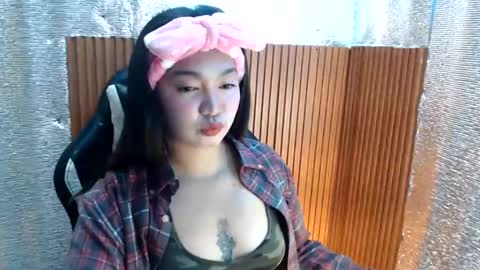 Snapshot of sugarcaramel chatting on January 27, 6:20 pm Sugar online show from January 27, 6:20 pm