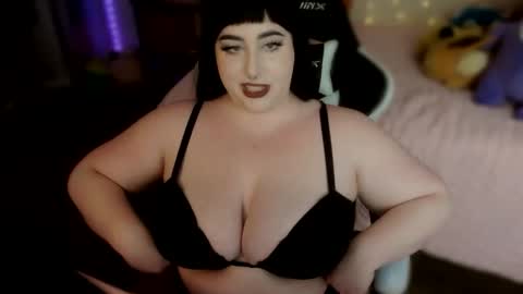 Lucy Love online show from March 13, 9:07 pm