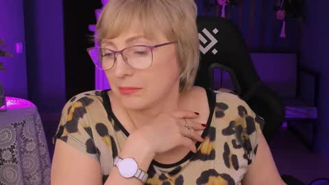 Vivien online show from March 12, 9:13 pm