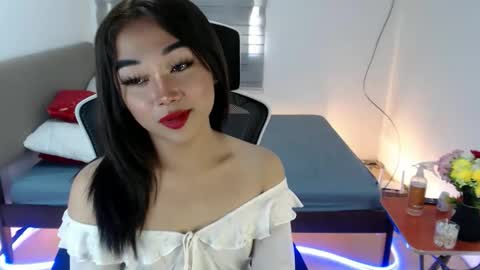Snapshot of sultry_cyramore chatting on September 14, 2:25 am sultry cyrafoxmore online show from September 14, 2:25 am
