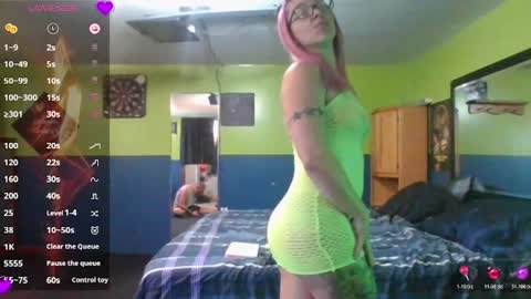 Summer  Taz online show from April 13, 4:11 pm