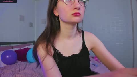 summerlila online show from May 9, 1:28 pm