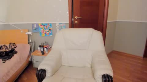 Snapshot of summerliza chatting on October 10, 3:29 pm summerliza online show from October 10, 3:29 pm