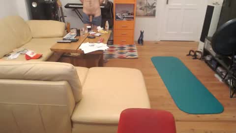 Snapshot of sunbeatshower chatting on October 26, 4:02 am sunbeatshower online show from October 26, 4:02 am