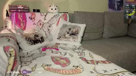 Vicky online show from November 7, 8:55 pm